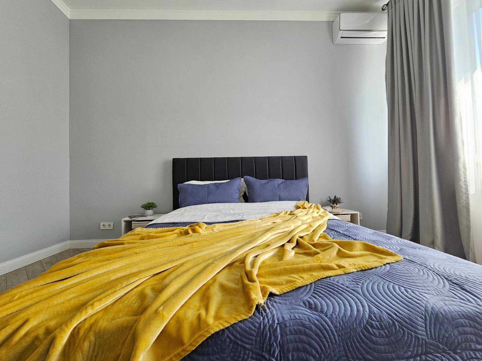 3 Room Gagarin Park Residential Complex Near Mega Shopping Mall Almaty Ngoại thất bức ảnh