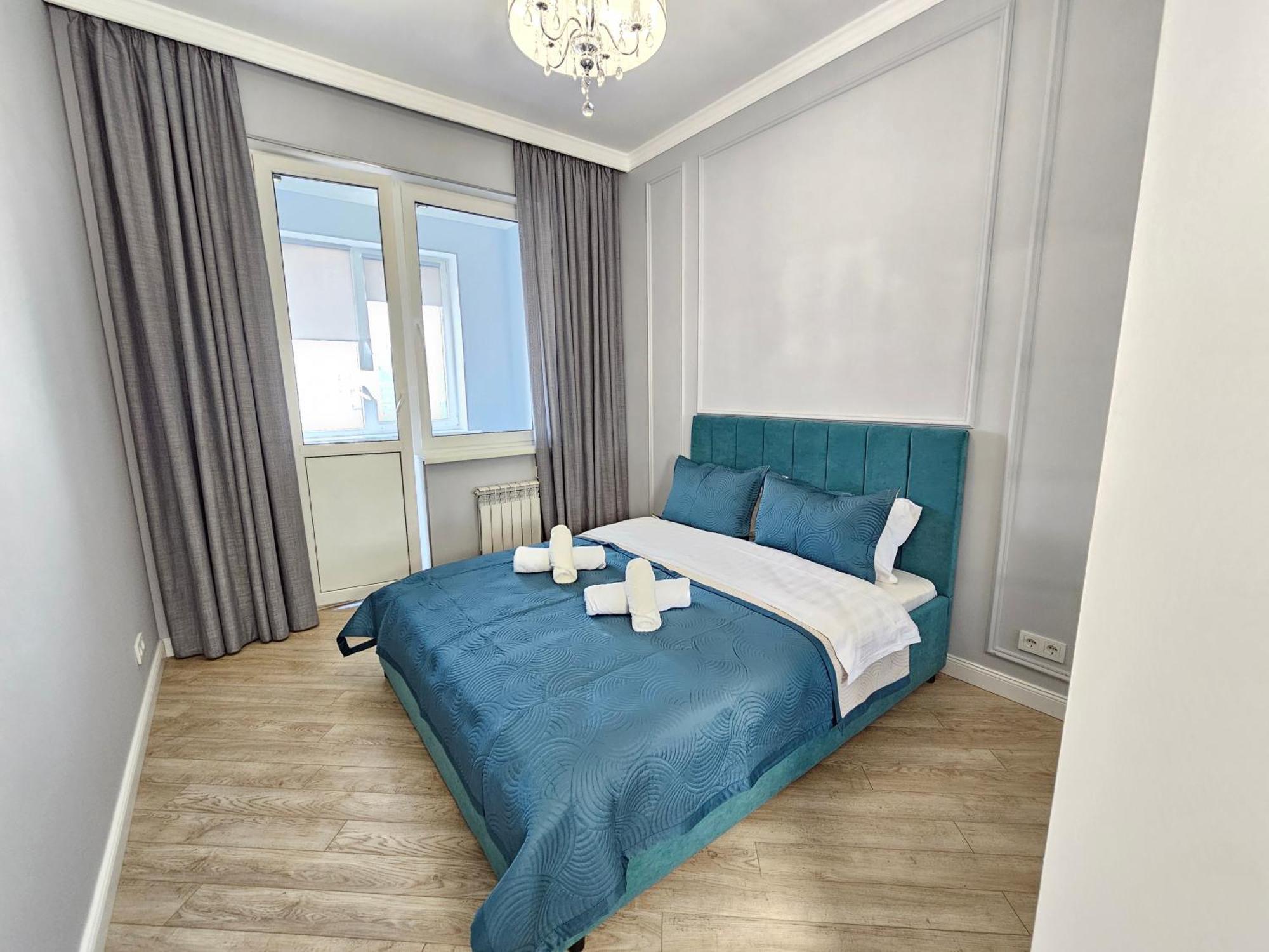 3 Room Gagarin Park Residential Complex Near Mega Shopping Mall Almaty Ngoại thất bức ảnh